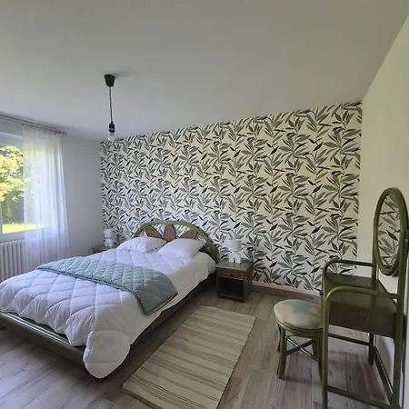 Hébergement de vacances Le Chaigneau Nueil-sous-les-Aubiers